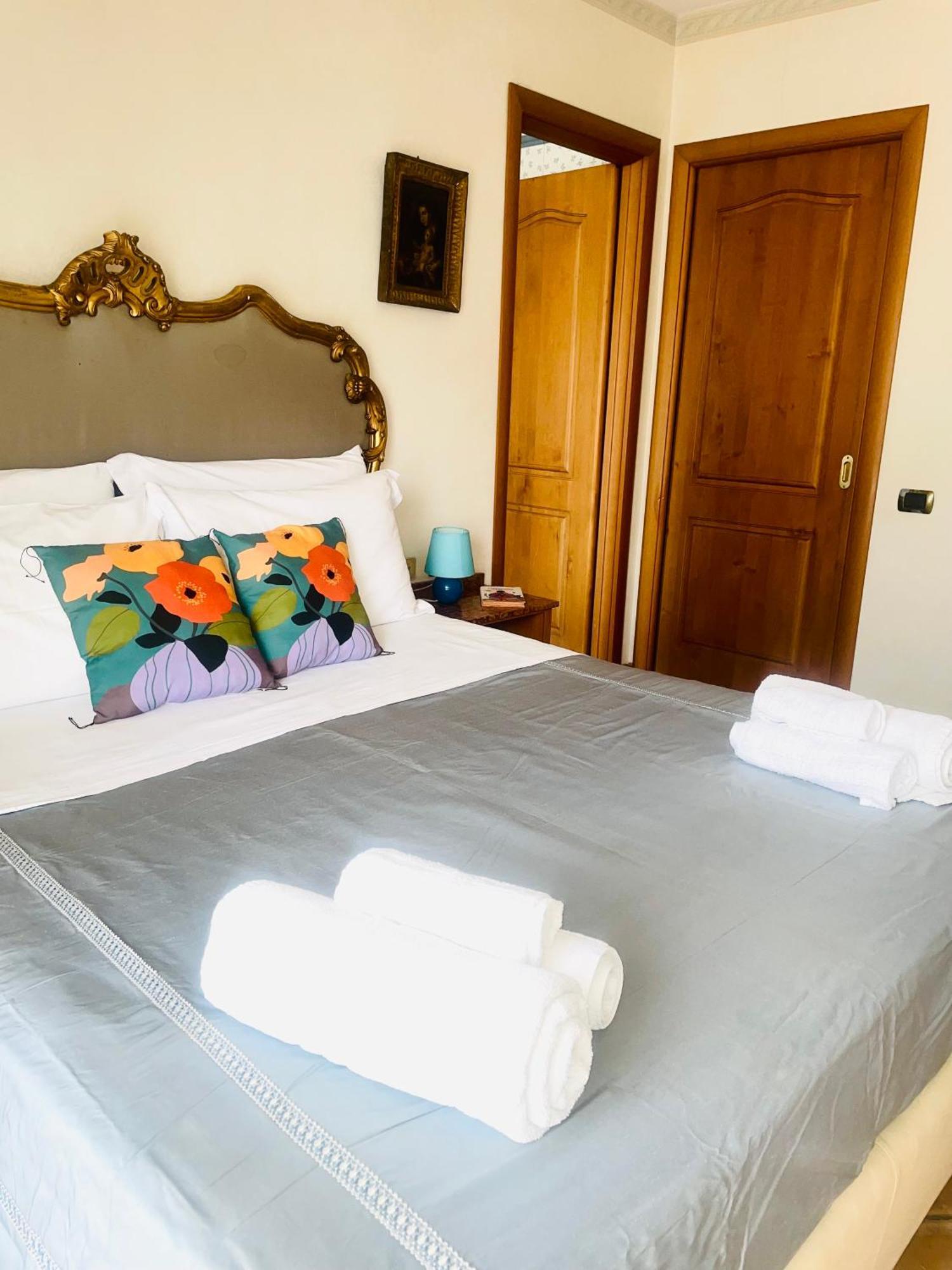 La Casa Di Erica Bed & Breakfast Napoli Ngoại thất bức ảnh